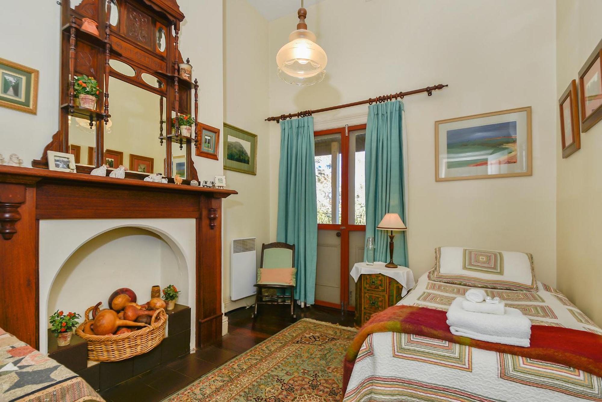 Ford House Bed & Breakfast بريدج تاون المظهر الخارجي الصورة