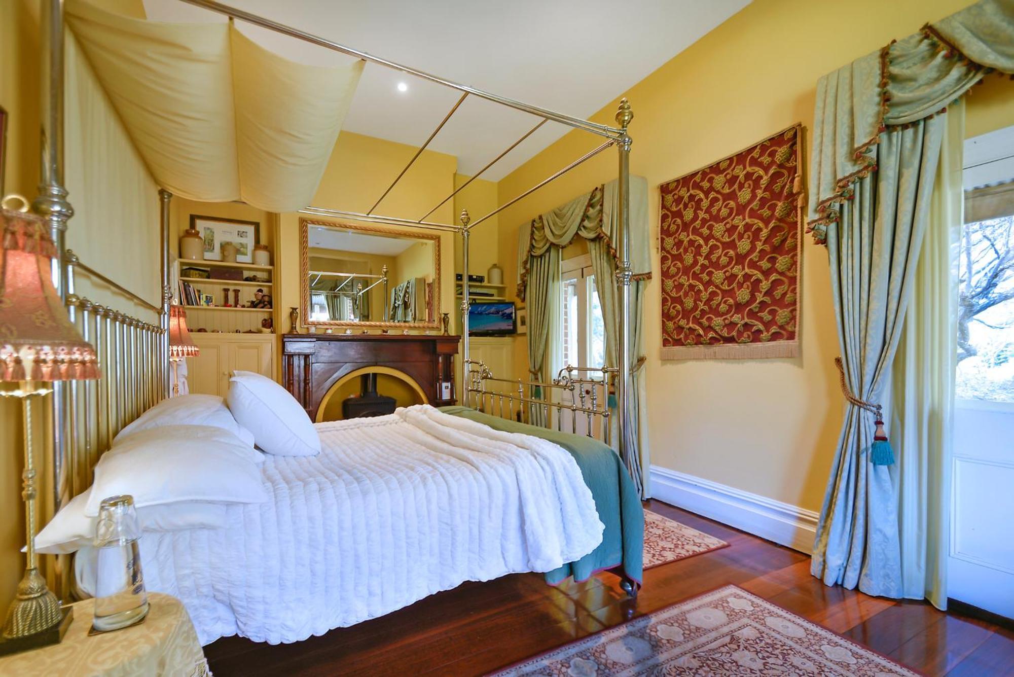 Ford House Bed & Breakfast بريدج تاون المظهر الخارجي الصورة